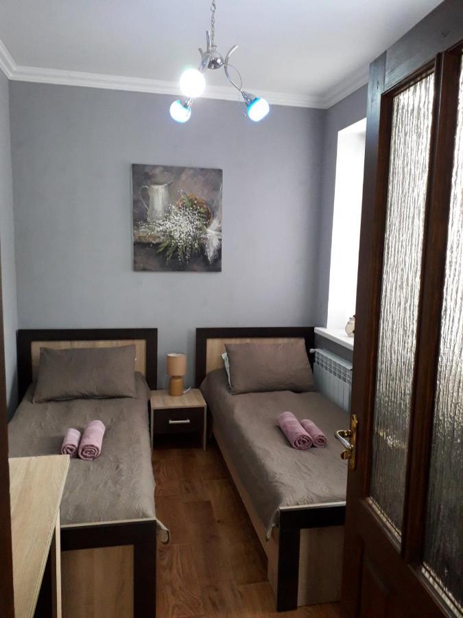 Apartament On Levanevskogo 2 Appartement Kamjanets-Podilsky Buitenkant foto
